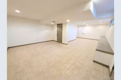 7008 Willow Stream Court, Oakville, MO 63129 - Photo 31