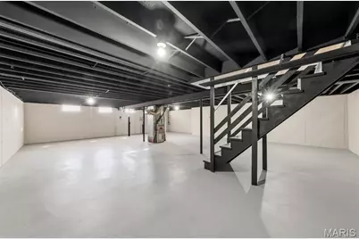 6803 Foxbend Court, Florissant, MO 63033 - Photo 25