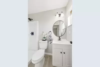 6803 Foxbend Court, Florissant, MO 63033 - Photo 17