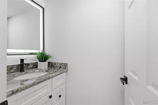 327 N Boyle Ave, Saint Louis, MO 63108 - Photo 5