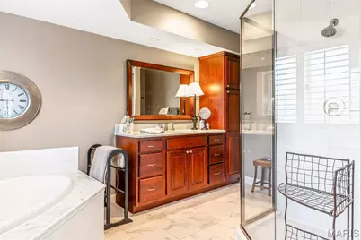 400 Conway Meadows Drive, Chesterfield, MO 63017 - Photo 19