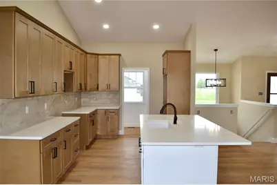 824 Barclay Drive, Farmington, MO 63640 - Photo 3