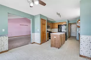 1828 Chateau Du Mont Dr, Florissant, MO 63031 - Photo 13