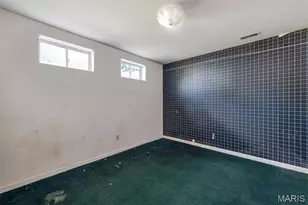 1828 Chateau Du Mont Dr, Florissant, MO 63031 - Photo 25