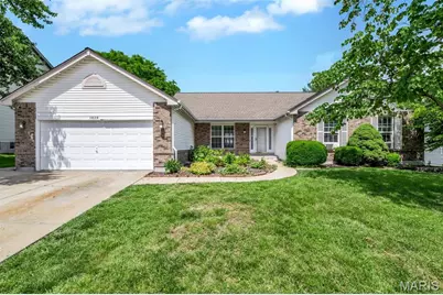 1828 Chateau Du Mont Drive, Florissant, MO 63031 - Photo 1