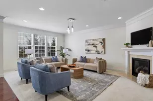 718 Savannah Crossing Way, Chesterfield, MO 63017 - Photo 5