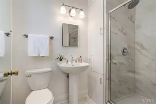 4440 Lindell Blvd, Saint Louis, MO 63108 - Photo 5