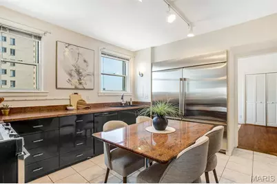 4440 Lindell Boulevard #801, Saint Louis, MO 63108 - Photo 23