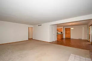 925 Moreland Ave, Saint Louis, MO 63122 - Photo 9