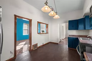 915 Bates St, Saint Louis, MO 63111 - Photo 11