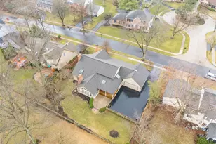 262 Greenbriar Estates Dr, Des Peres, MO 63122 - Photo 57