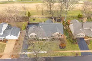 262 Greenbriar Estates Dr, Des Peres, MO 63122 - Photo 63