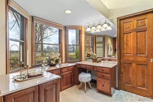 262 Greenbriar Estates Dr, Des Peres, MO 63122 - Photo 35