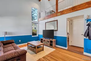 11276 Pineside Dr, Saint Louis, MO 63146 - Photo 7