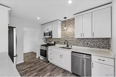 11975 Sarthe Drive, Maryland Heights, MO 63043 - Photo 15