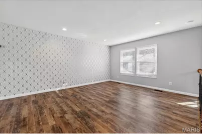 11975 Sarthe Drive, Maryland Heights, MO 63043 - Photo 11