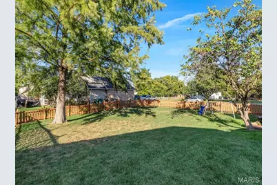 1221 Newport Landing Drive, Fenton, MO 63026 - Photo 17