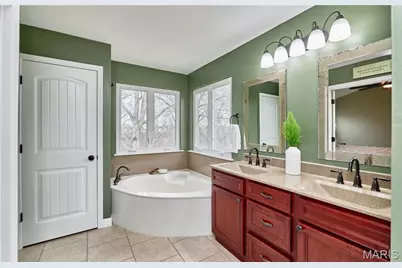 1319 Oak Borough Drive, Ballwin, MO 63021 - Photo 31