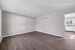 85 Atwater Dr, Saint Peters, MO 63376 - Photo 5