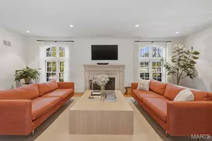 28 Lake Forest Dr, Richmond Heights, MO 63117 - Photo 7