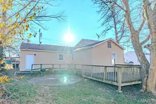 274 Starhawk St, Bourbon, MO 65441 - Photo 7