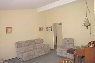 1540 Hialeah Pl, Florissant, MO 63033 - Photo 3