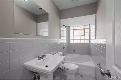 961 Briarwood Lane, University City, MO 63130 - Photo 19