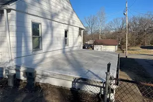 10035 Clairmont Dr, Saint Louis, MO 63136 - Photo 15