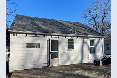 10035 Clairmont Drive, Saint Louis, MO 63136 - Photo 13