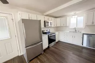 201 Allen Dr, O'Fallon, MO 63366 - Photo 9