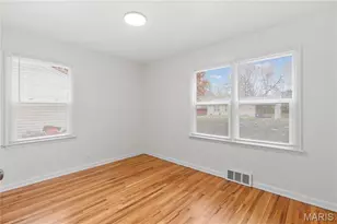 55 La Venta Dr, Florissant, MO 63031 - Photo 11