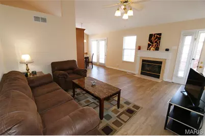 853 Du Pre Court, Saint Peters, MO 63376 - Photo 9