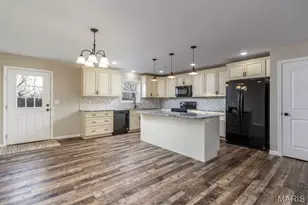 331 S Sloan St, Lebanon, MO 65536 - Photo 11