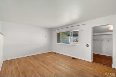 2150 Collier Drive, Florissant, MO 63031 - Photo 3