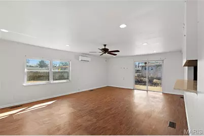 2150 Collier Drive, Florissant, MO 63031 - Photo 11