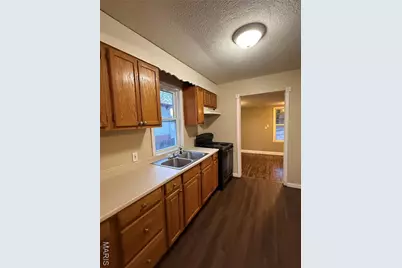 285 E Oak Street, Saint Clair, MO 63077 - Photo 11