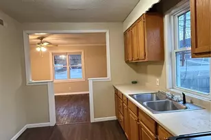 285 E Oak St, Saint Clair, MO 63077 - Photo 5