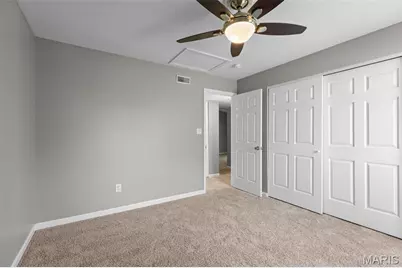19 Berview Circle #B, Saint Louis, MO 63129 - Photo 13