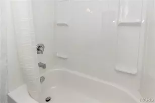 711 Erskine Ave, Unincorporated, MO 63125 - Photo 15