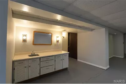 1835 Ardmore Drive, Florissant, MO 63033 - Photo 35