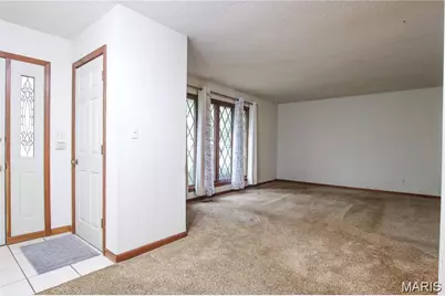 566 Country Lane, Sullivan, MO 63080 - Photo 5