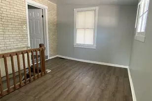 8539 Robin Ave, Saint Louis, MO 63147 - Photo 11