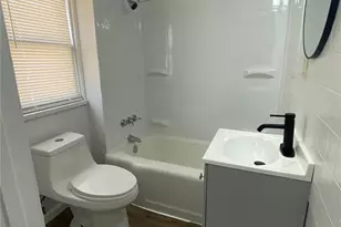 8539 Robin Ave, Saint Louis, MO 63147 - Photo 7