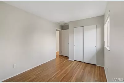 2627 SE Bruno Avenue, Saint Louis, MO 63114 - Photo 13