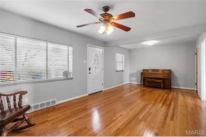 424 Tiffany Drive, Saint Louis, MO 63123 - Photo 5