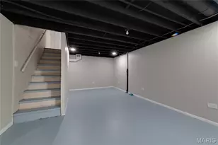 10430 Castle Dr, Saint Louis, MO 63136 - Photo 19