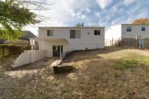 10430 Castle Dr, Saint Louis, MO 63136 - Photo 25