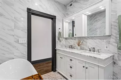 1916 S 12th Street, Saint Louis, MO 63104 - Photo 23