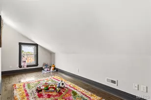 1916 S 12th St, Saint Louis, MO 63104 - Photo 31