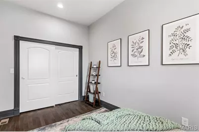 1916 S 12th Street, Saint Louis, MO 63104 - Photo 15